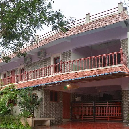 Oyo 24053 Auro Gp Guest House ออโรวิลล์ ภายนอก รูปภาพ